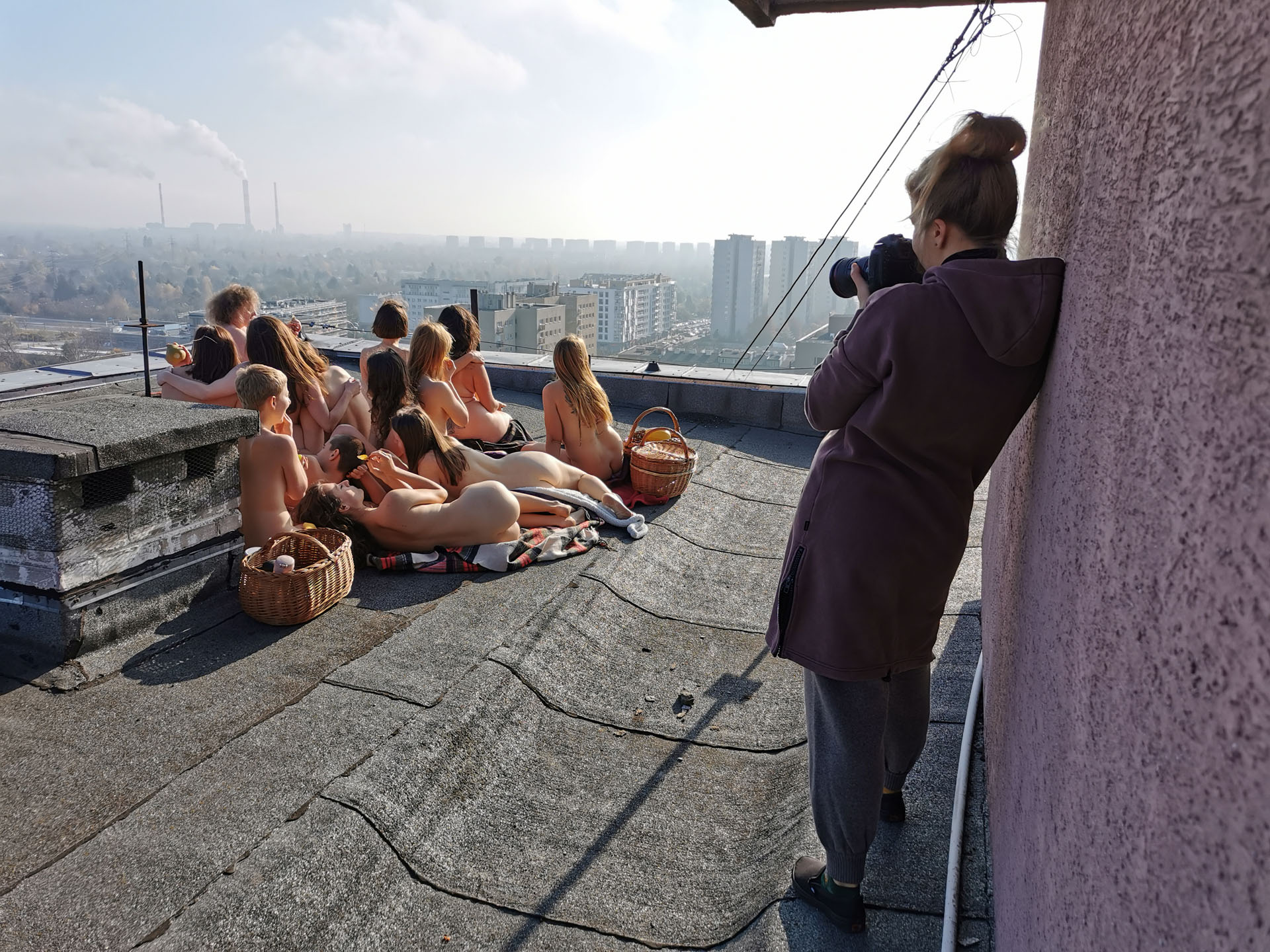 Zdjęcie z backstage na dachu warszawskiego wieżowca