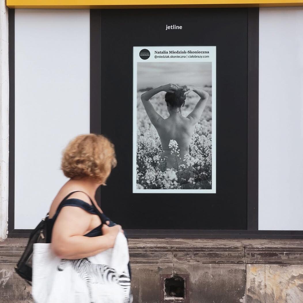 Ciałobrazy wyświetlane na ekranach Jedline w Polsce